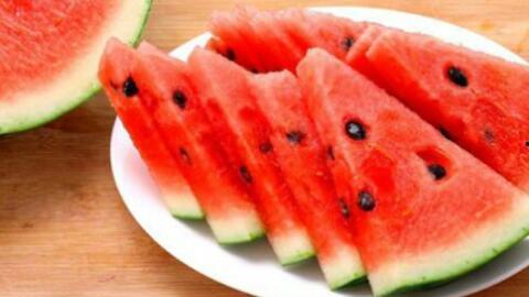 吃瓜要看视频才能看吗,吃瓜群众如何紧跟热点，一网打尽精彩瞬间