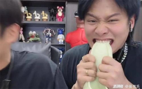 吃瓜小杨哥女助理视频,揭秘娱乐圈幕后故事