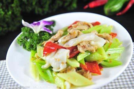 鸡肉炒白瓜干可以吃吗视频,鸡肉炒白瓜干，营养美味两不误